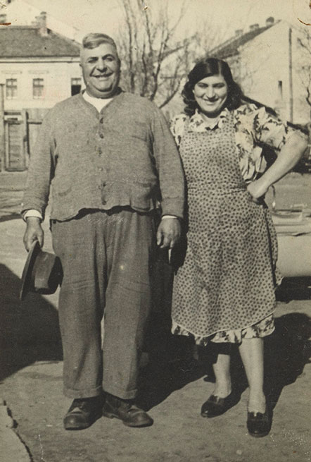 Florian Â»SeskeÂ« und Maria Â»MitziÂ« Nitsch in der FranklinstraÃŸe 40, um 1952